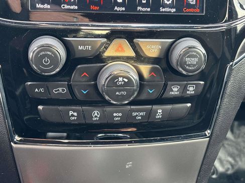 Certified 2021 Jeep Grand Cherokee Limited image 25