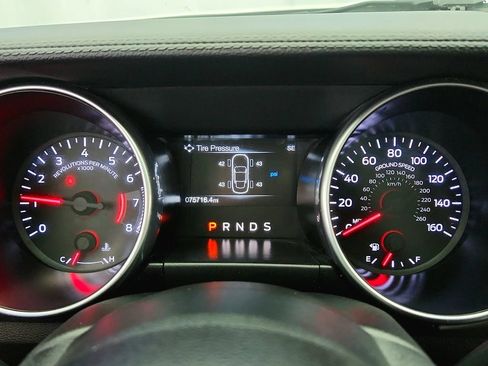Used 2019 Ford Mustang Premium RWD image 12