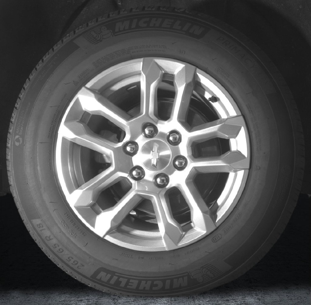 Certified 2026 Chevrolet Suburban LT w/ Comfort Package AWD/4WD image 13