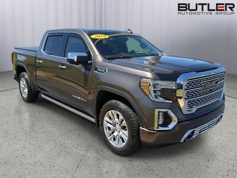 Used 2019 GMC Sierra 1500 Denali w/ Technology Package AWD/4WD image 8