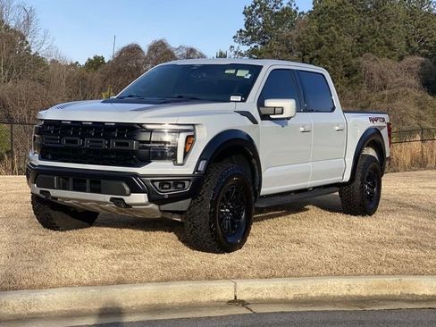 Used 2025 Ford F150 Raptor image 8