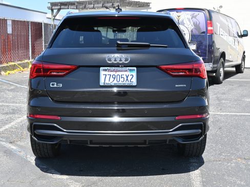 Used 2020 Audi Q3 2.0T Premium Plus w/ Premium Plus Package AWD/4WD image 4