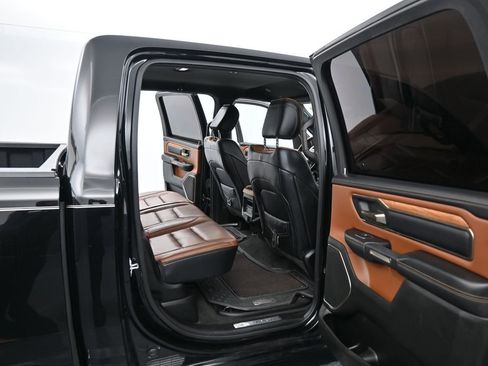 Used 2022 RAM 1500 Limited image 11