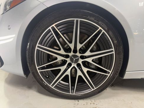 Used 2024 Mercedes-Benz C 63 AMG S image 39