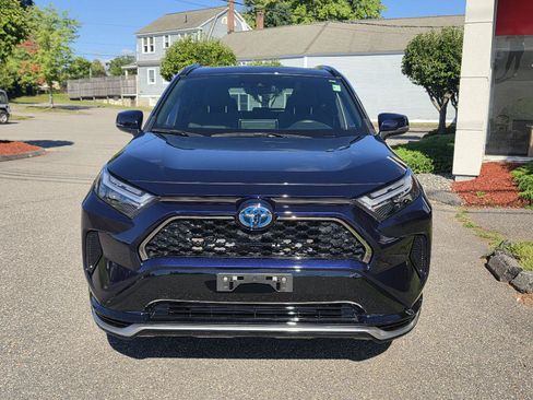 Used 2023 Toyota RAV4 SE w/ Weather & Moonroof Package AWD/4WD image 9