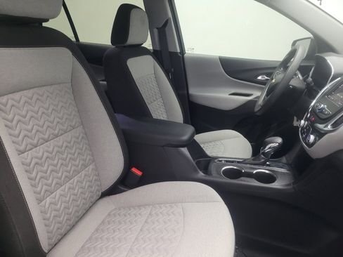 Used 2024 Chevrolet Equinox LS w/ Driver Confidence II Package FWD image 21