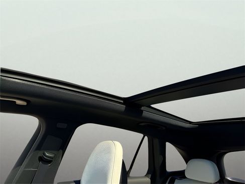 New 2026 Mercedes-Benz GLC 300 4MATIC image 22