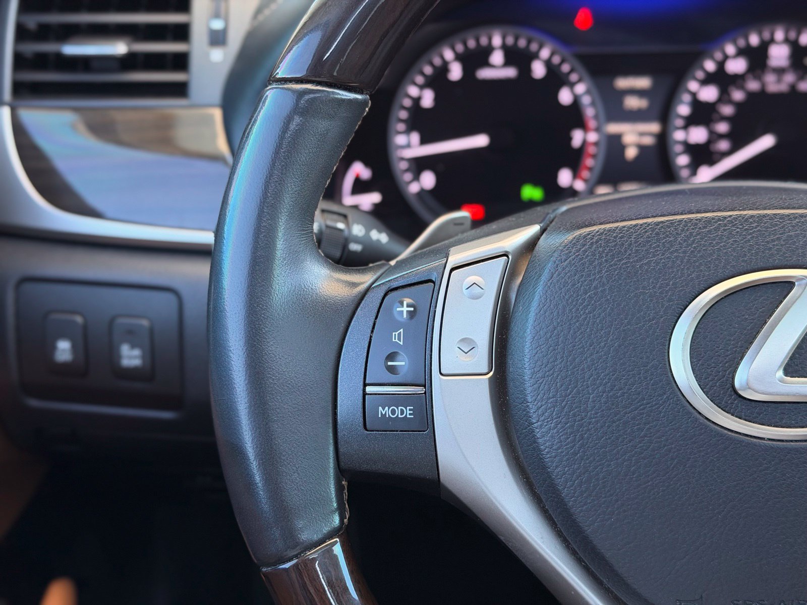 Used 2013 Lexus GS 350 w/ Luxury Pkg RWD image 38