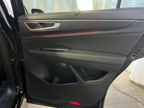 Used 2024 Volkswagen Atlas Cross Sport SEL Premium R-Line AWD/4WD image 24