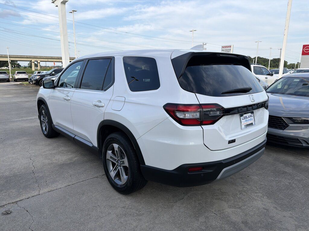 Used 2024 Honda Pilot EX-L image 7