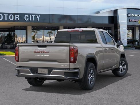 New 2026 GMC Sierra 1500 SLE image 4
