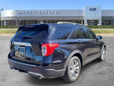 Used 2021 Ford Explorer Limited w/ Equipment Group 301A image 4