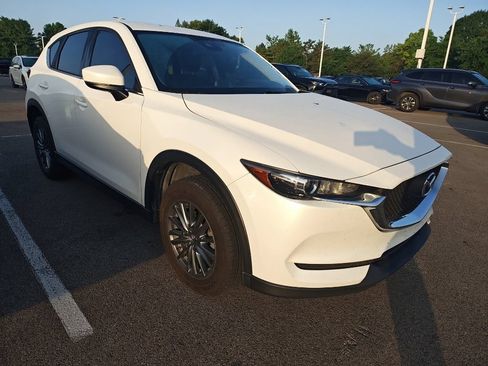 Used 2017 MAZDA CX-5 Sport AWD/4WD image 3