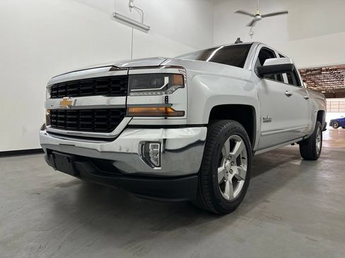 Used 2017 Chevrolet Silverado 1500 LT w/ Texas Edition RWD image 22