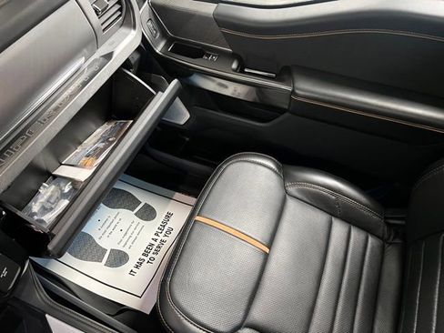 Used 2024 Ford F350 Platinum image 40