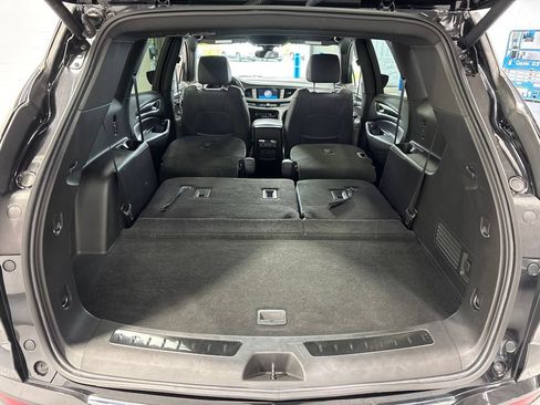 Used 2023 Buick Enclave Essence w/ Sport Touring Edition AWD/4WD image 43