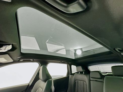 Used 2025 BMW X3 xDrive30i AWD/4WD image 16