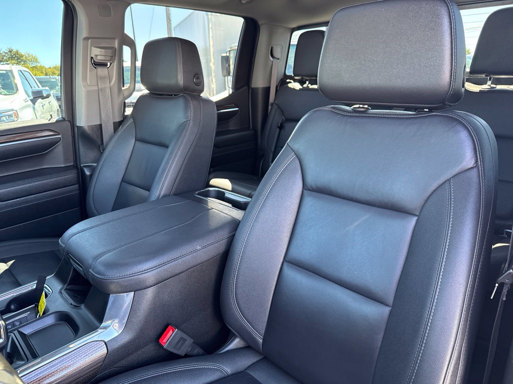 Used 2024 Chevrolet Silverado 1500 RST w/ Redline Edition AWD/4WD image 19