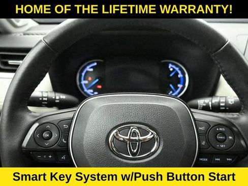 Used 2021 Toyota RAV4 Limited AWD/4WD image 19