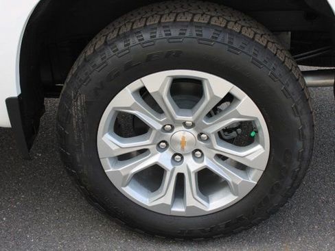 New 2025 Chevrolet Silverado 1500 LTZ image 22