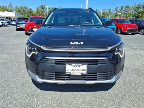 New 2025 Kia Niro EX image 9