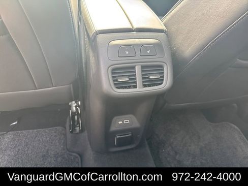 Used 2023 Buick Envision Avenir image 21