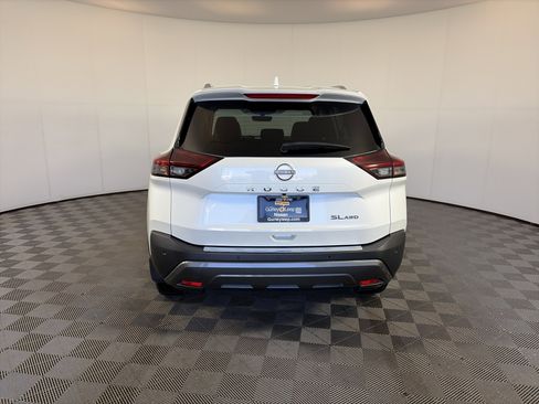 Certified 2023 Nissan Rogue SL w/ SL Premium Package image 9