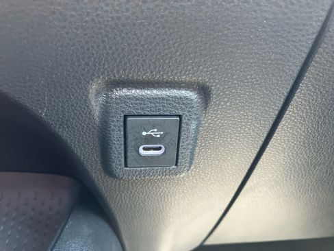 Used 2025 Toyota Corolla LE FWD image 22