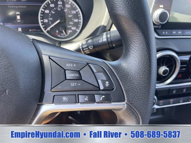 Used 2024 Nissan Sentra SV FWD image 28