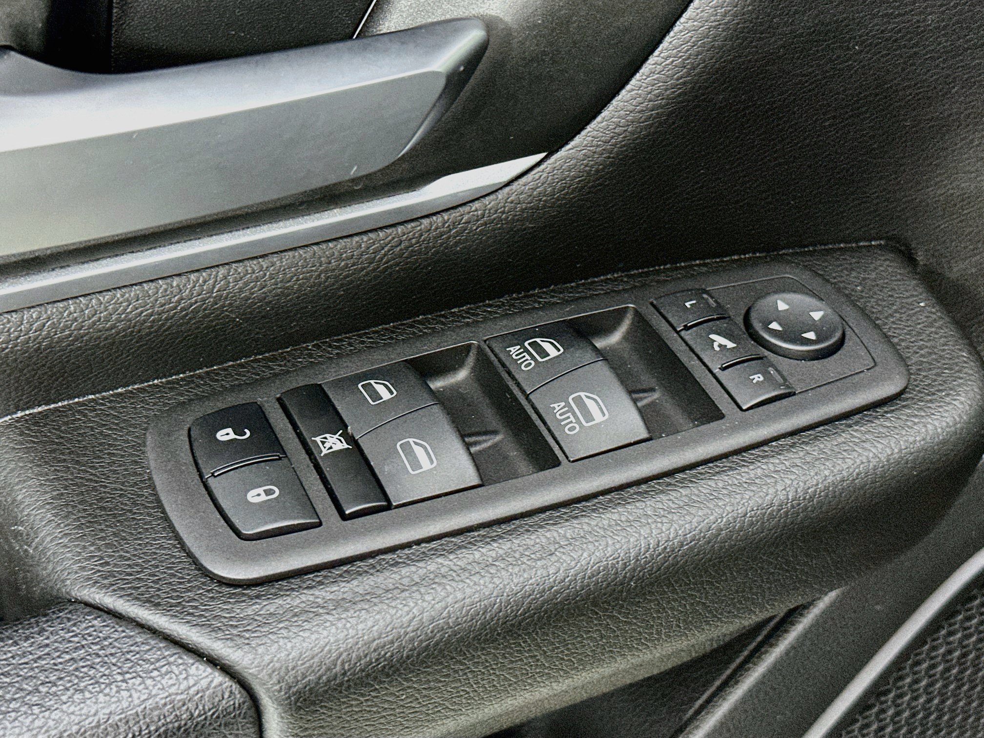 Used 2023 RAM 1500 Big Horn RWD image 17