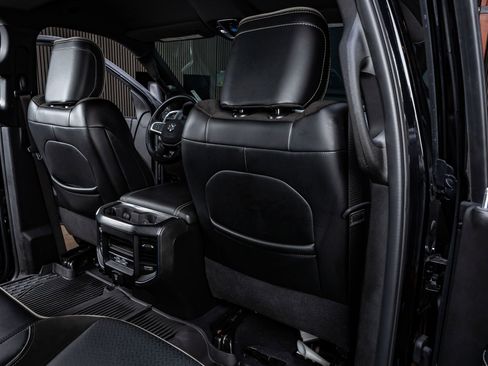 Used 2024 RAM 3500 Laramie w/ Night Edition image 31