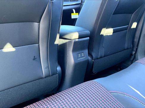 New 2026 Nissan Kicks SR image 18