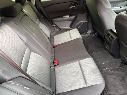 Used 2024 Nissan Rogue SV AWD/4WD image 13