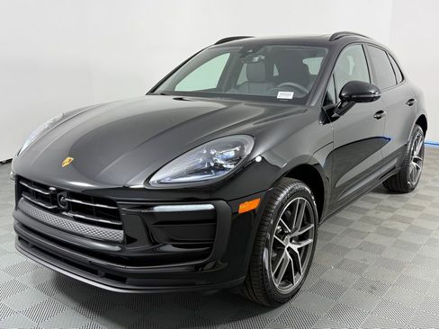 New 2026 Porsche Macan AWD/4WD image 1