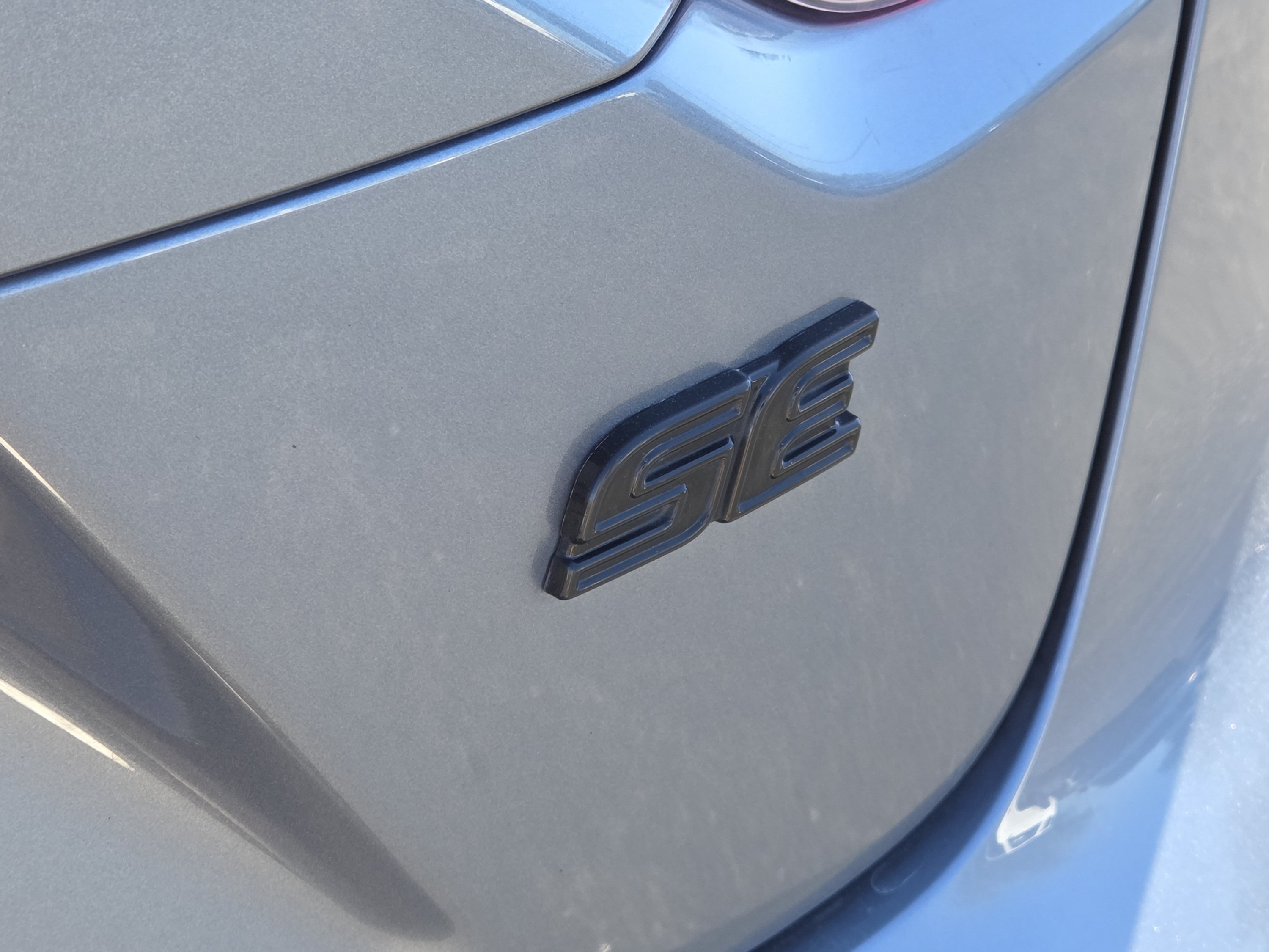 Used 2020 Toyota Corolla SE FWD image 24
