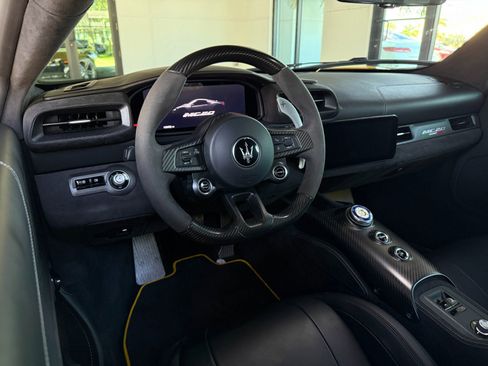 Used 2022 Maserati MC20 Coupe image 35