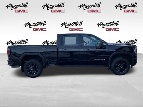 Used 2024 GMC Sierra 2500 AT4 w/ AT4 Premium Plus Package image 4