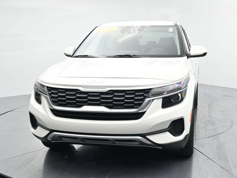 Used 2022 Kia Seltos LX AWD/4WD image 3