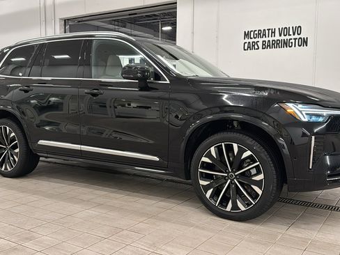 New 2026 Volvo XC90 T8 Plus image 3