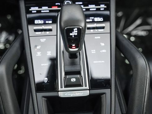 Certified 2023 Porsche Cayenne image 19