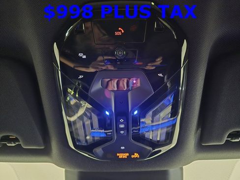 New 2025 BMW 750e xDrive image 28