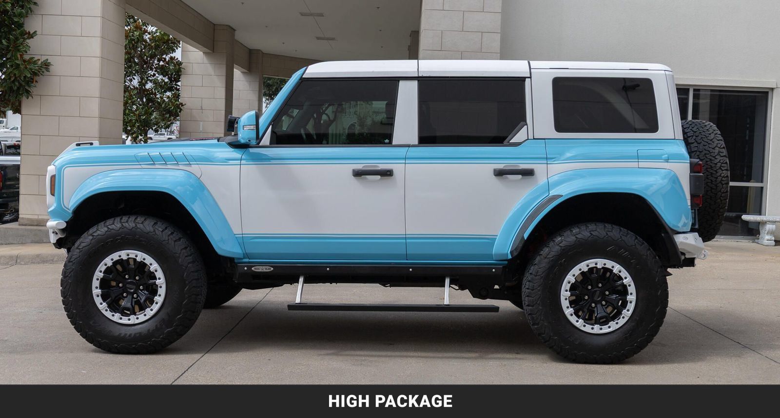 Used 2023 Ford Bronco Raptor AWD/4WD image 6