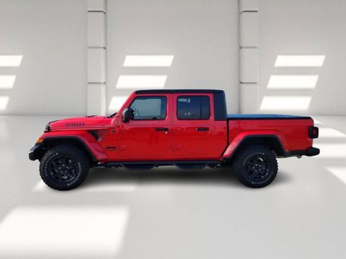 Used 2023 Jeep Gladiator Sport image 4