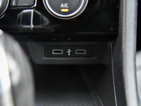 Used 2020 Volkswagen Jetta R-Line image 22