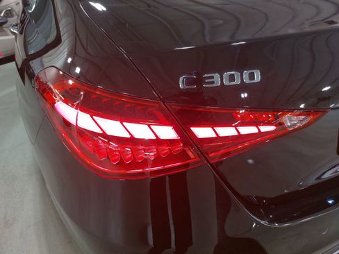 Used 2023 Mercedes-Benz C 300 4MATIC Sedan image 37