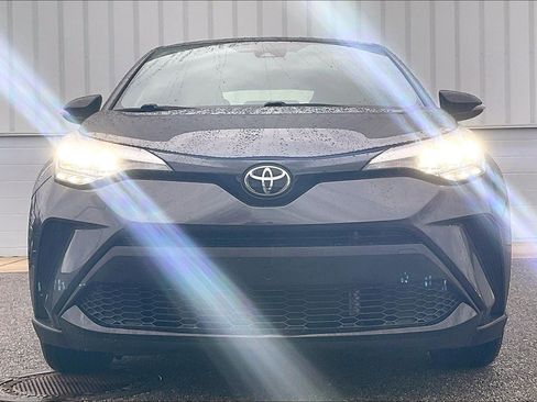 Used 2022 Toyota C-HR Nightshade image 3