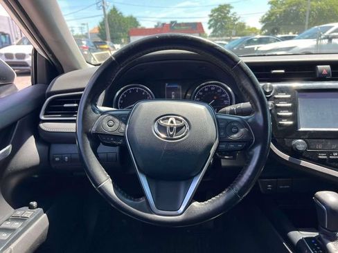 Used 2019 Toyota Camry SE FWD image 20