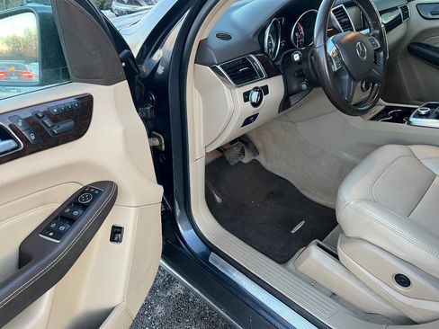 Used 2013 Mercedes-Benz ML 350 ML 350 4MATIC AWD 4dr SUV image 17