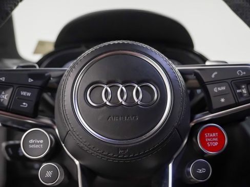 Used 2020 Audi R8 V10 performance image 24