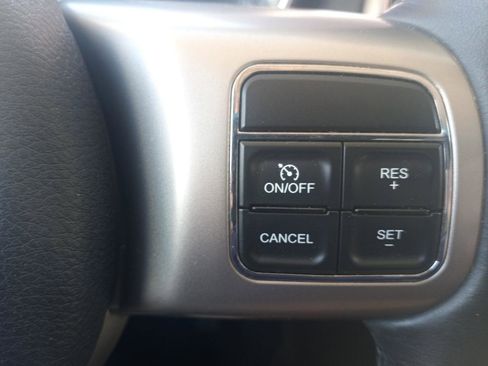 Used 2012 Jeep Grand Cherokee Overland image 28